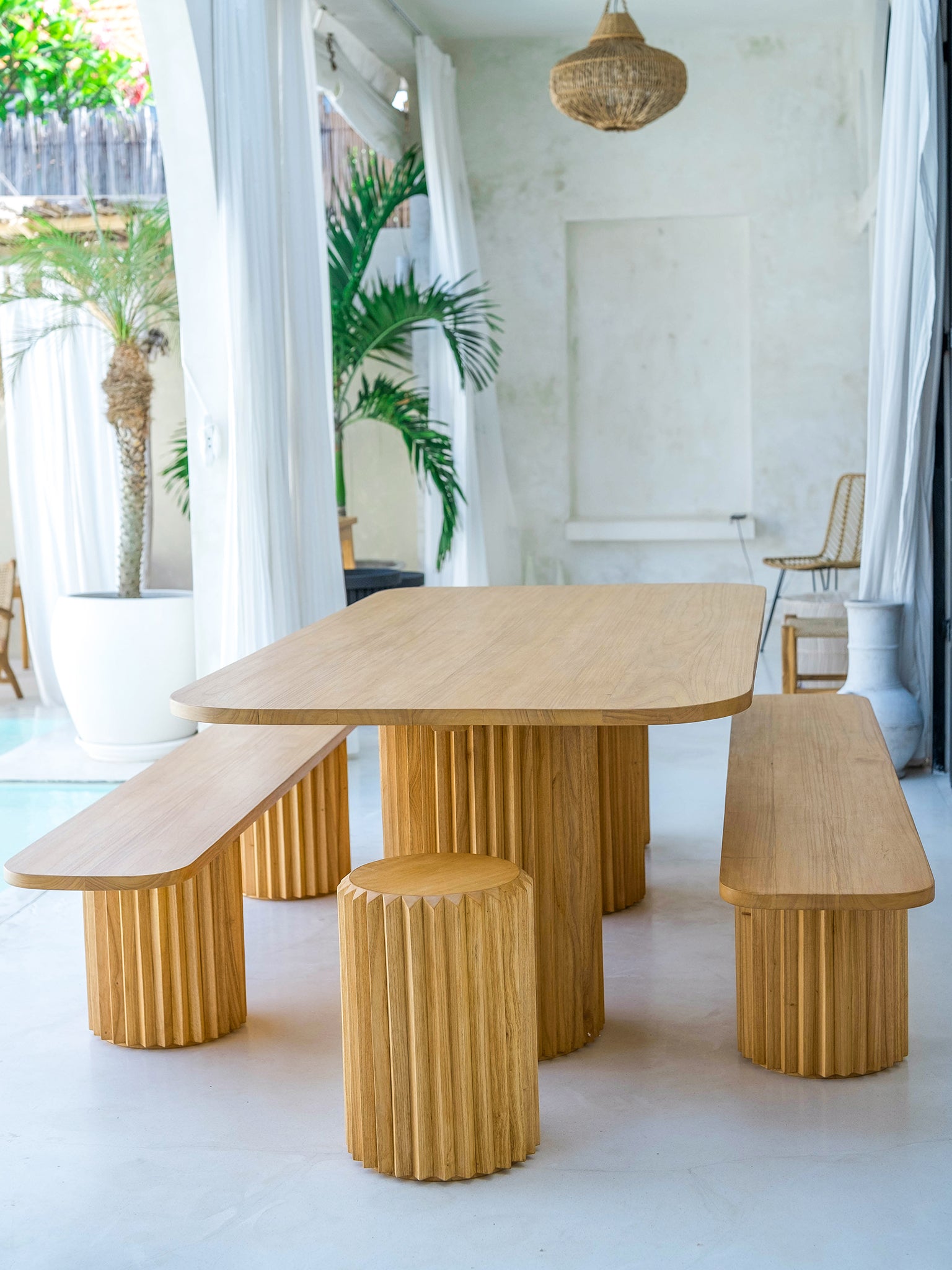 Mindi Fluted Wooden Dining Table - The Bali Concept