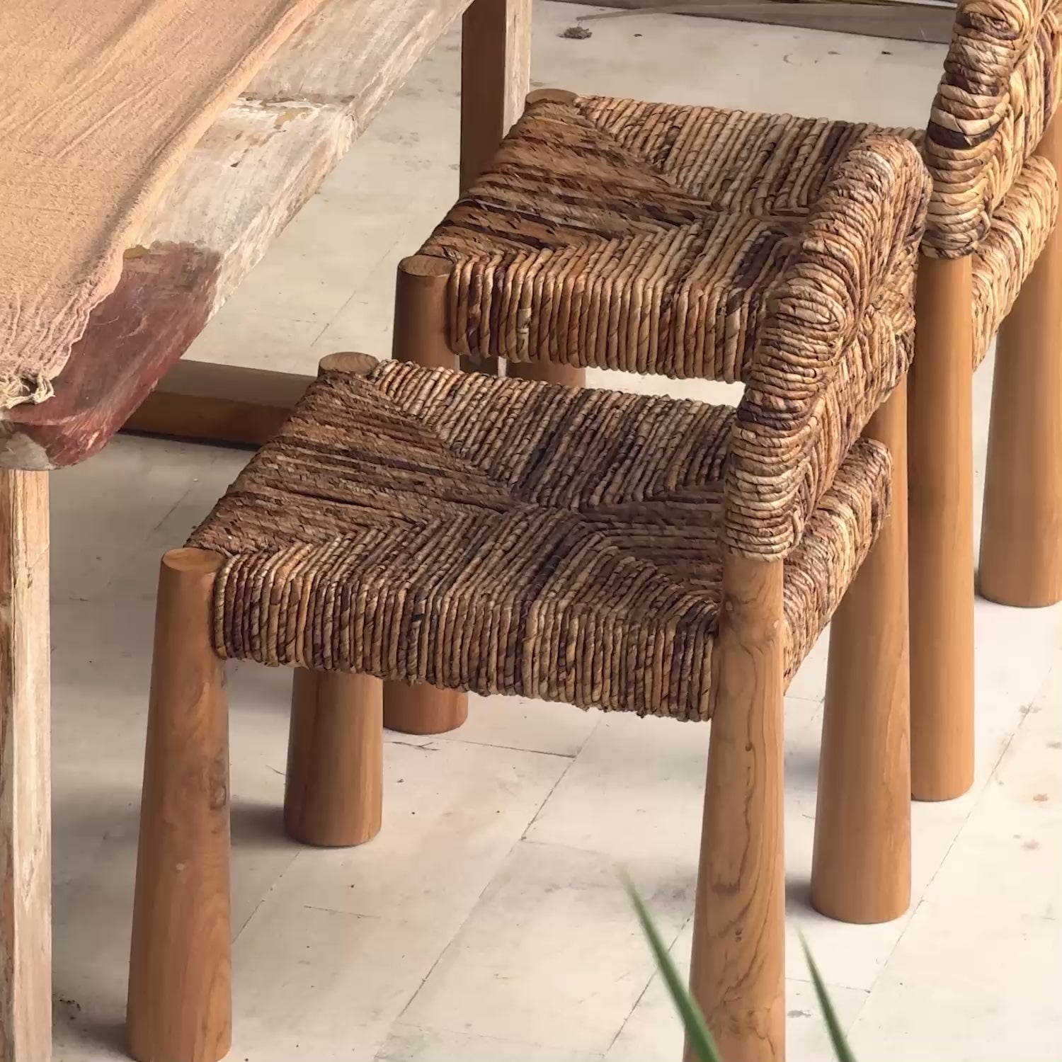 Load video: Loka Banana Leaf Dining Chair